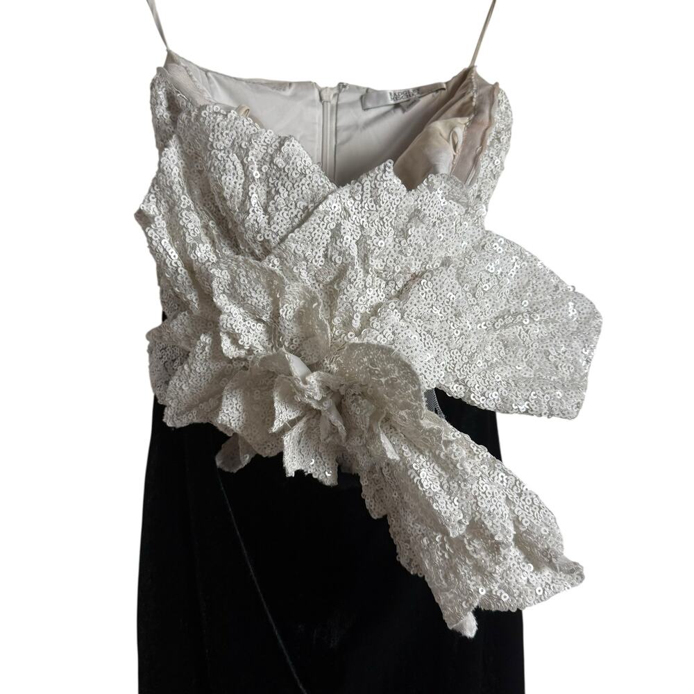 Badgley Mischka White Rose Black Velvet Two-Tone Strapless Cocktail Dress 0 - Picture 7 of 13